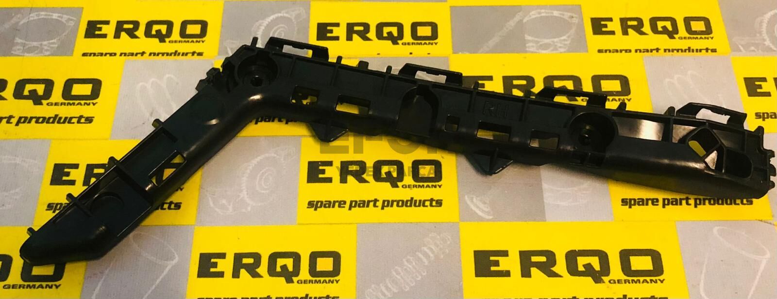 TOYOTA COROLLA SAĞ ARKA TAMPON BRAKETİ 2019-2022 52575-02210-ERQ