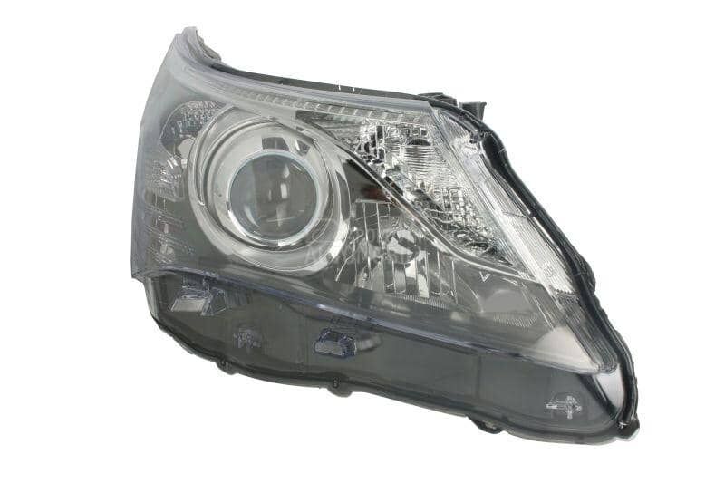 TOYOTA AVENSIS SOL FAR LEDLİ 2012-2015
