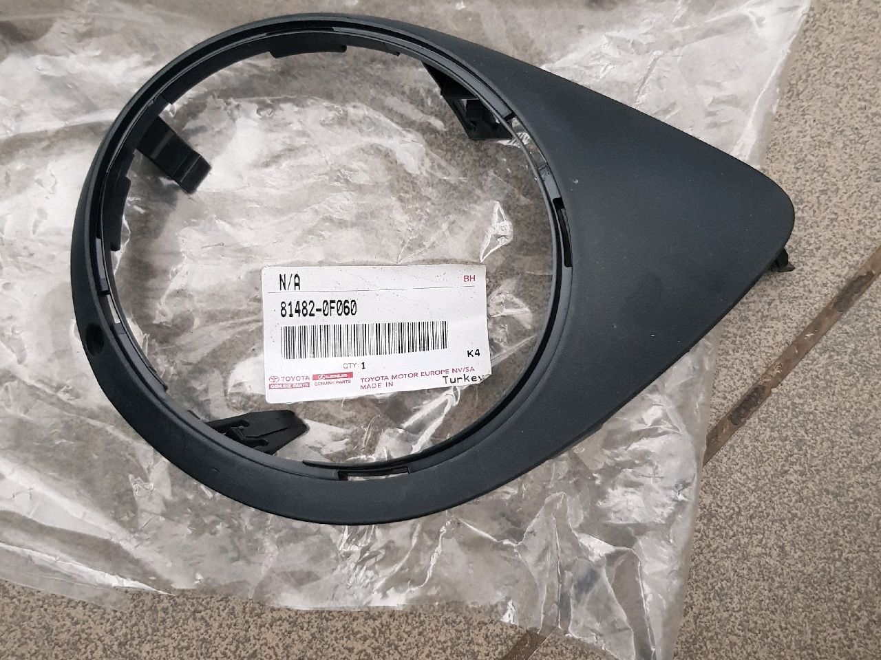 TOYOTA VERSO SOL ÖN SİS KAPAK 2013-2015