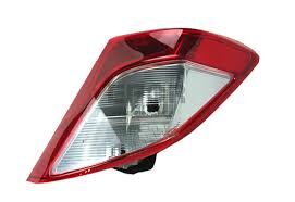 TOYOTA YARIS SAĞ ARKA STOP 2013-2016 81551-52810-CAP