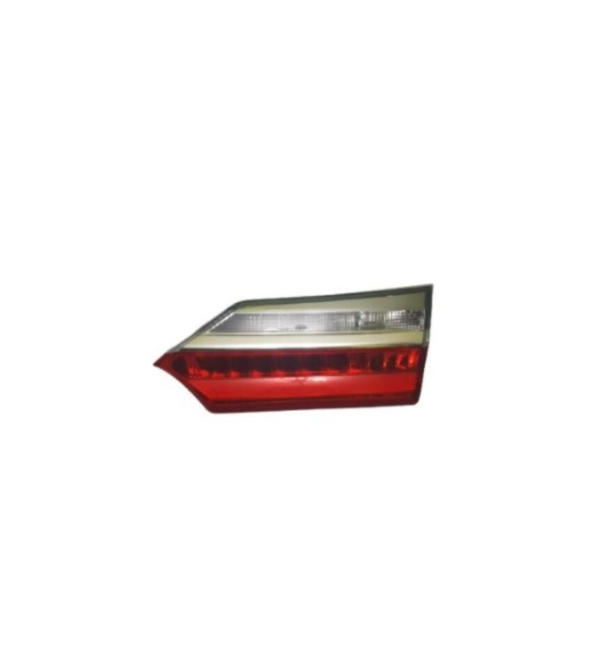 TOYOTA COROLLA SAĞ BAGAJ STOP LEDLİ 2013-2018
