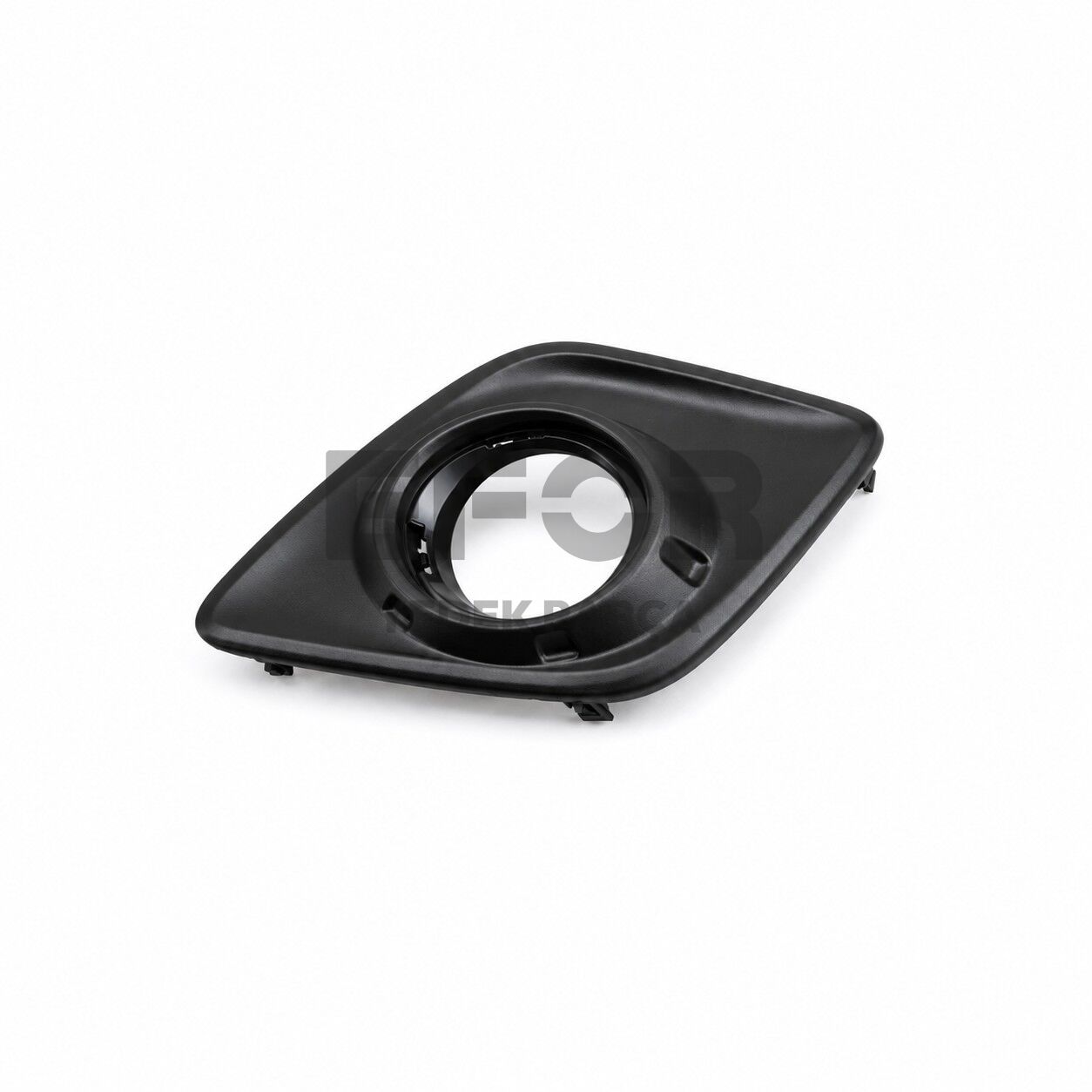 TOYOTA HILUX SAĞ ÖN SİS FAR KAPAK SİSLİ SİYAH 2015-2017 52127-0K170-MTS
