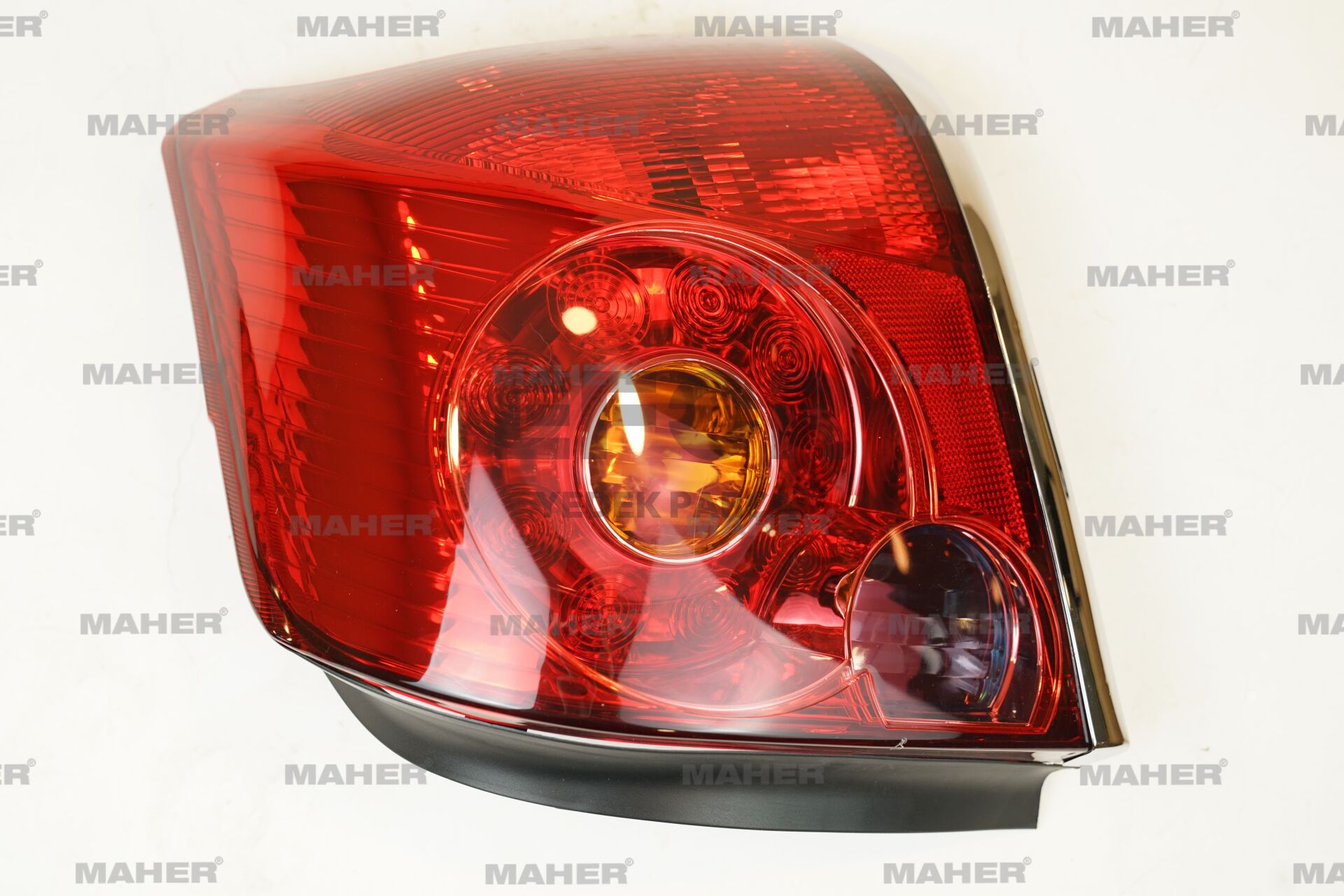 TOYOTA AVENSIS SAĞ STOP 2003-2005 81551-05140-MHR