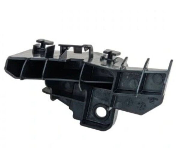 TOYOTA YARIS SAĞ ARKA TAMPON BRAKETİ 2013-2015