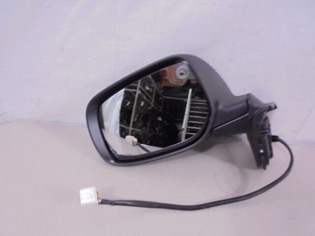 TOYOTA AURIS SOL AYNA OTM. 2010-2012