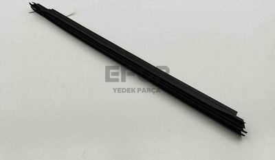 TOYOTA YARİS CROSS SAĞ ÖN KAPI İÇ FİTİL 2023-2026 68171-K2010-ORJ