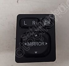 TOYOTA AURIS SOL ÖN AYNA DÜĞME AYARLAYICI 2007-2012 84870-02060-ITQ