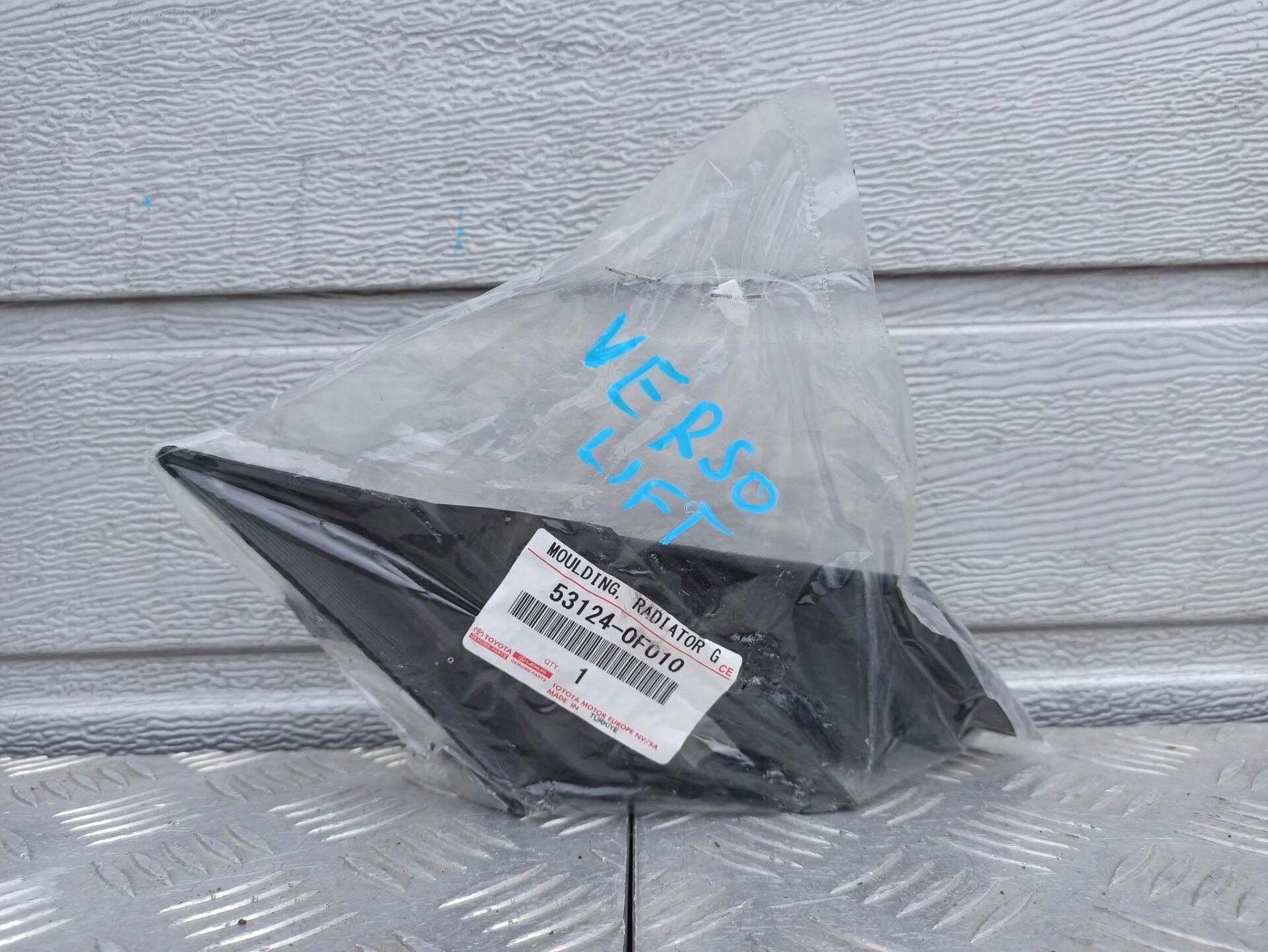 TOYOTA VERSO SOL ÖN PANJUR IZGARA KAPAK 2012-2014